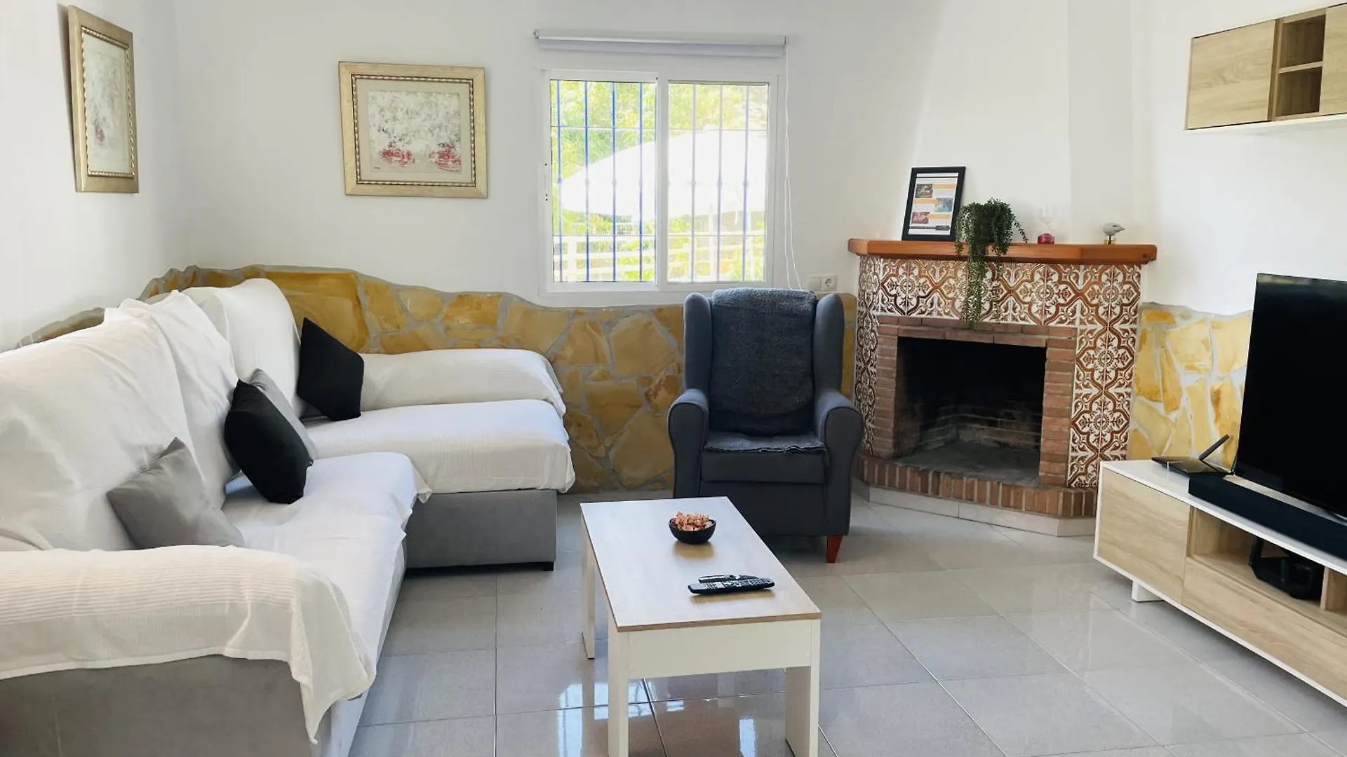 Villa Marimel Con Piscina Privada Nerja 0*,  Spanyolország
