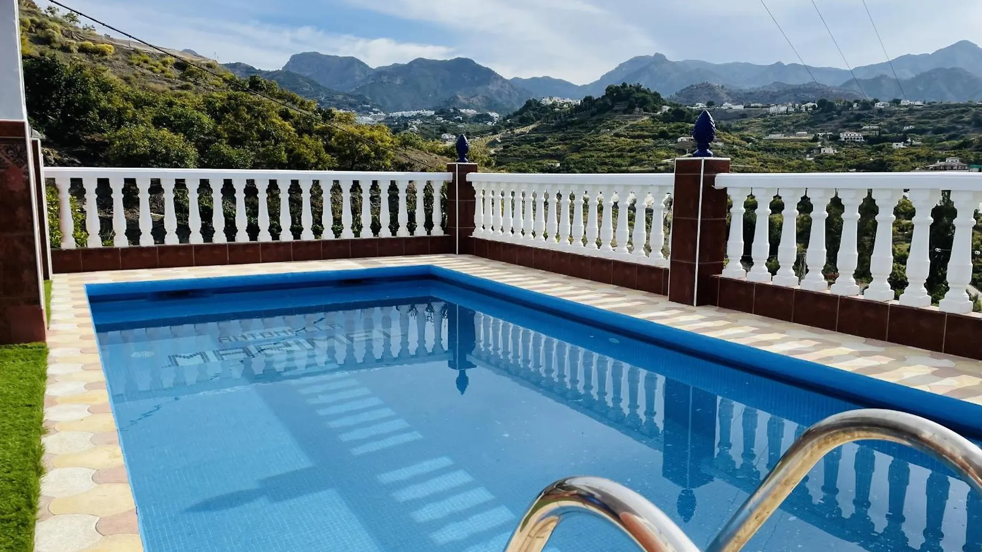 Villa Marimel Con Piscina Privada Nerja